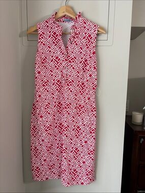 Sleeveless Pink Geometric Shift Dress